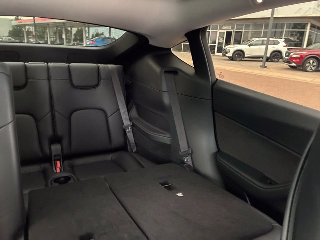 Used 2024 Tesla Model Y Long Range AWD/4WD image 19