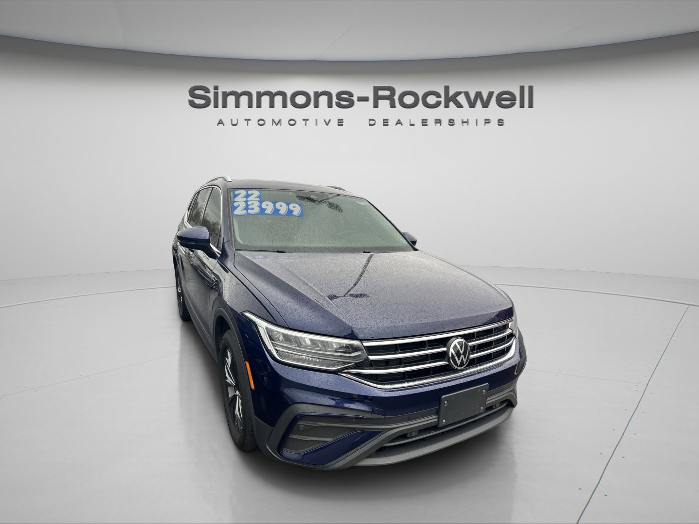 Used 2022 Volkswagen Tiguan SE AWD/4WD image 3