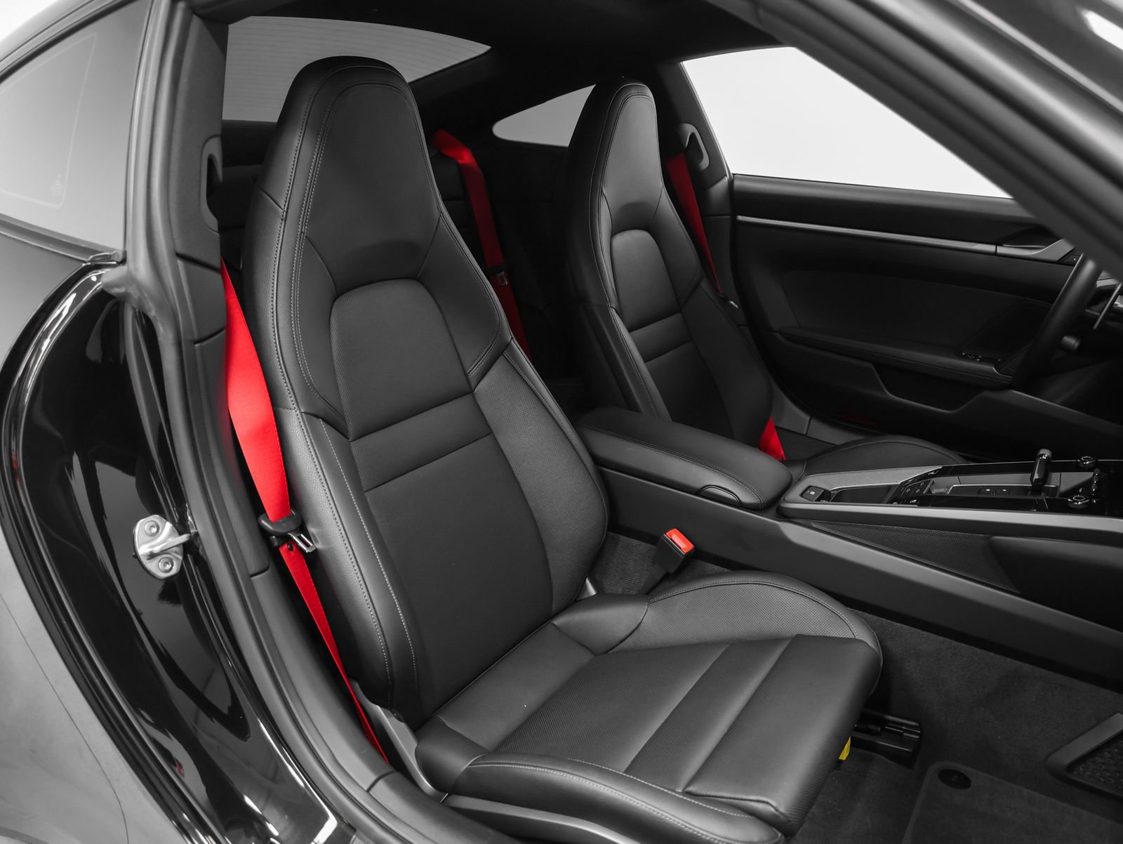 Certified 2022 Porsche 911 Carrera RWD image 23