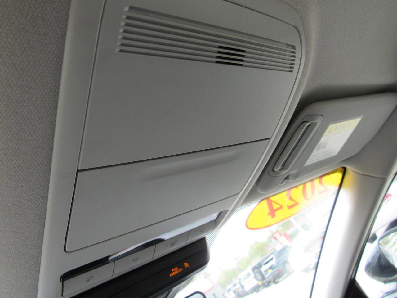 Used 2024 MAZDA MAZDA3 s FWD image 26