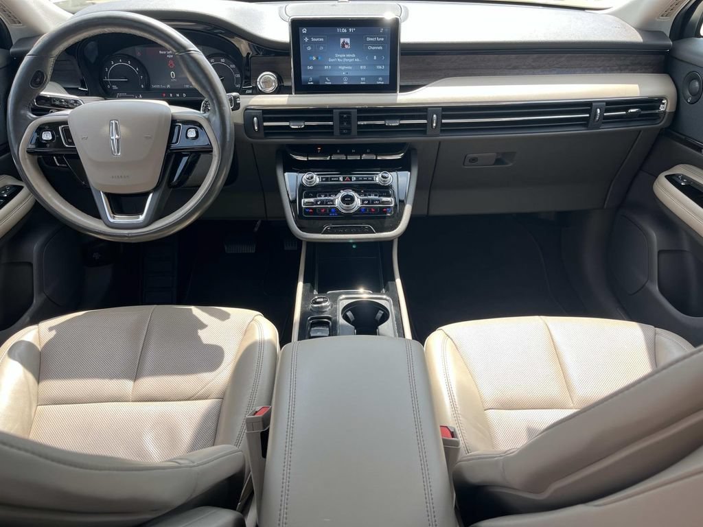 Used 2020 Lincoln Corsair Reserve FWD image 9