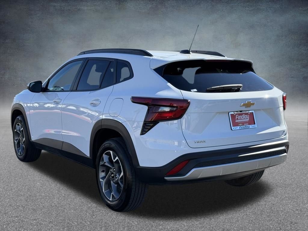 Certified 2025 Chevrolet Trax LT image 7
