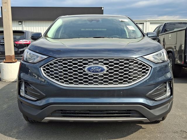 Used 2024 Ford Edge SEL w/ Convenience Package image 2