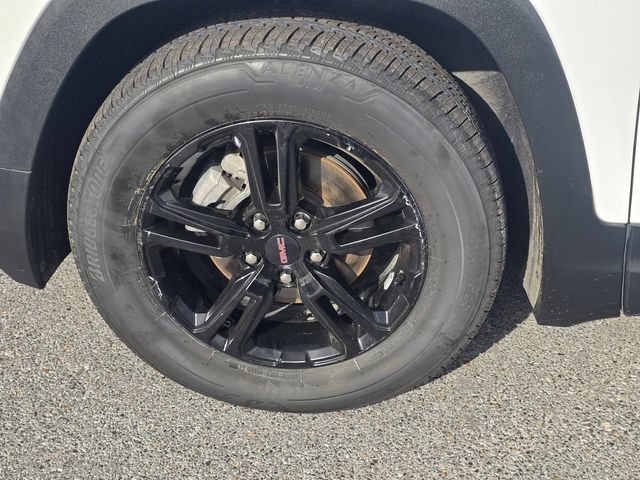 Used 2022 GMC Terrain AT4 w/ Tech Package AWD/4WD image 9
