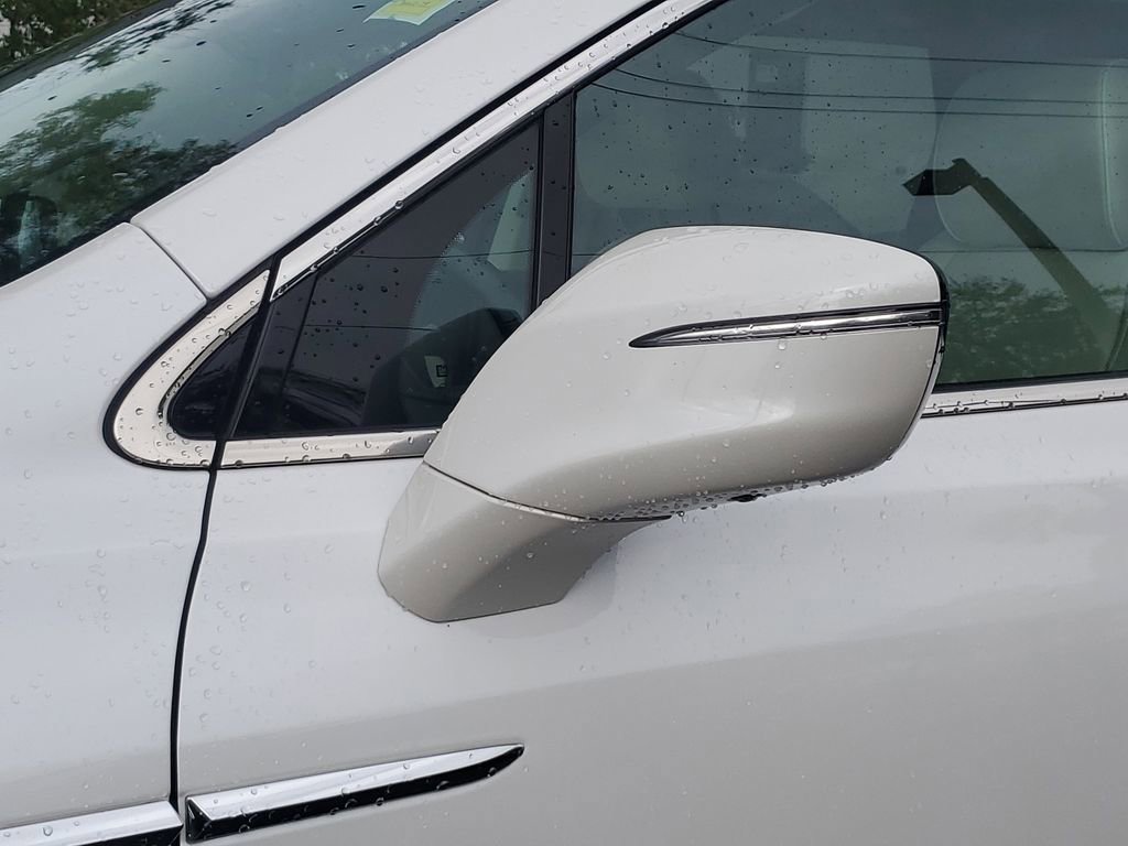 Certified 2024 Buick Enclave Avenir w/ Avenir Technology Package image 12