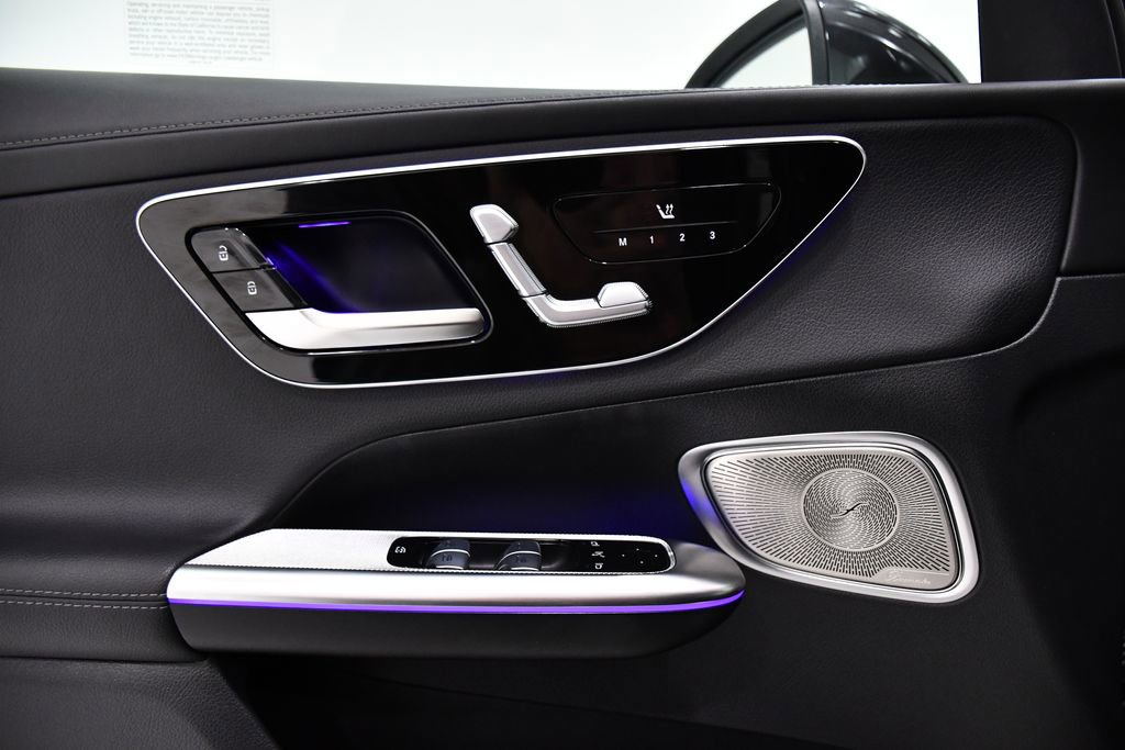 Certified 2025 Mercedes-Benz GLC 300 4MATIC image 17