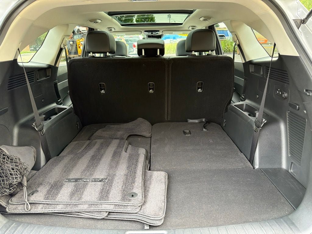 Certified 2023 Kia Sorento S w/ Panoramic Sunroof Package AWD/4WD image 33