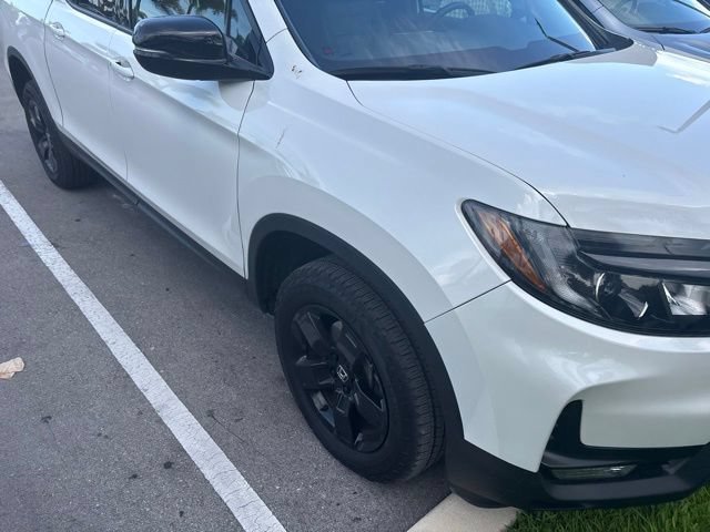 Used 2025 Honda Ridgeline Black Edition image 7