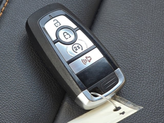 Used 2024 Ford Bronco Badlands image 45