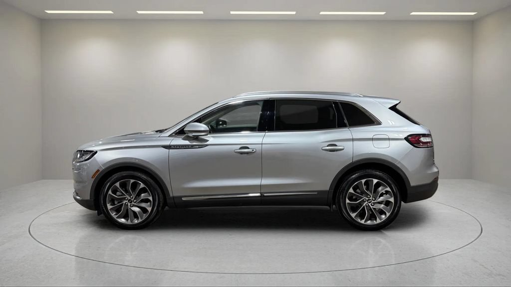 Certified 2023 Lincoln Nautilus Reserve w/ Cargo Utility Package AWD/4WD image 18