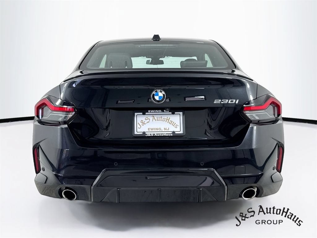 Used 2024 BMW 230i Coupe w/ Premium Package RWD image 6