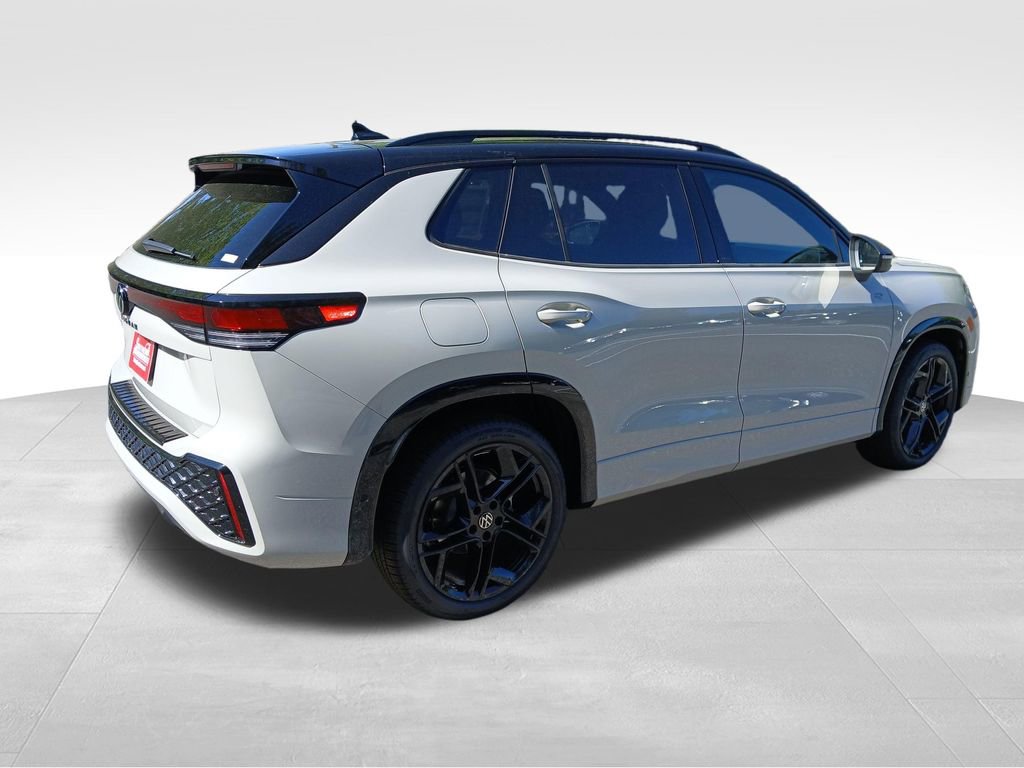 New 2026 Volkswagen Tiguan SE R-Line image 5