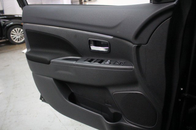 Used 2021 Mitsubishi Outlander Sport ES image 19