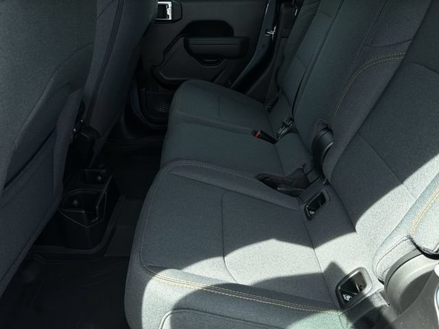 New 2026 Jeep Gladiator Sport AWD/4WD image 18