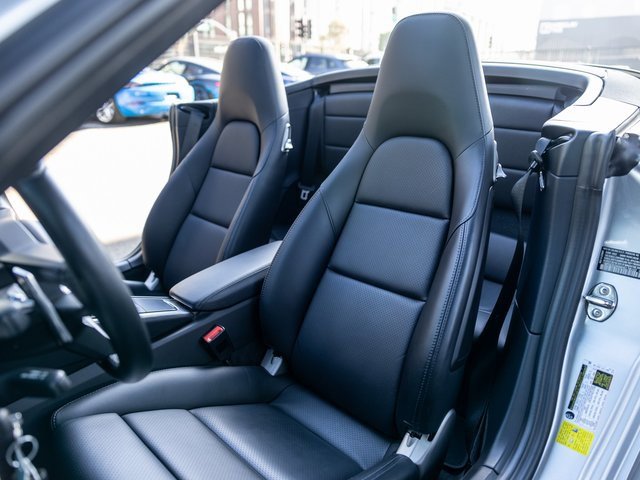 Certified 2017 Porsche 911 Turbo image 5