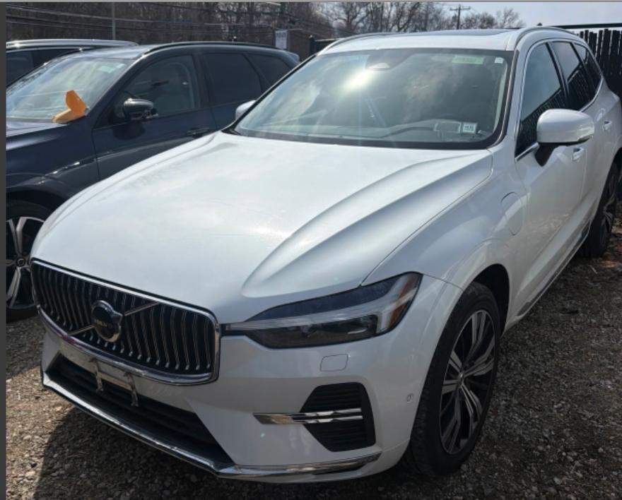 Used 2023 Volvo XC60 T8 Plus