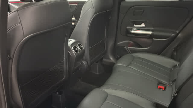 Used 2026 Mercedes-Benz GLA 250 4MATIC image 30