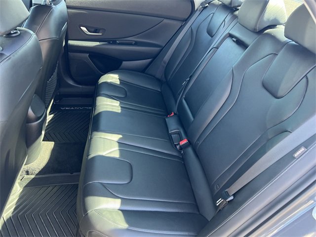 Used 2024 Hyundai Elantra Limited image 22