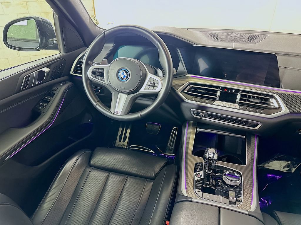 Used 2022 BMW X5 xDrive45e w/ M Sport Package image 17