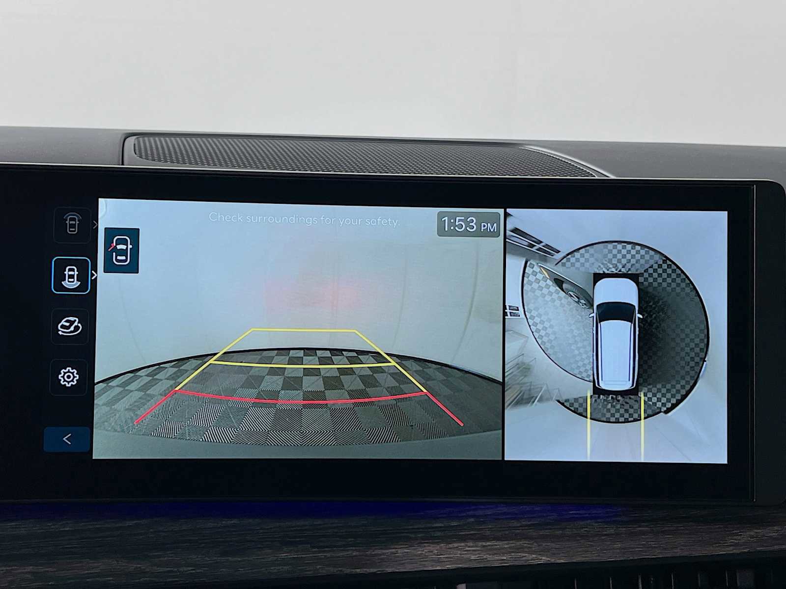 Used 2025 Hyundai Santa Fe Limited image 10