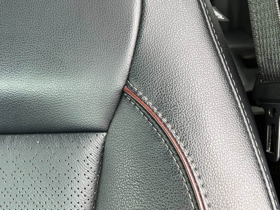 Certified 2023 Ford F150 Lariat w/ Equipment Group 502A High image 16