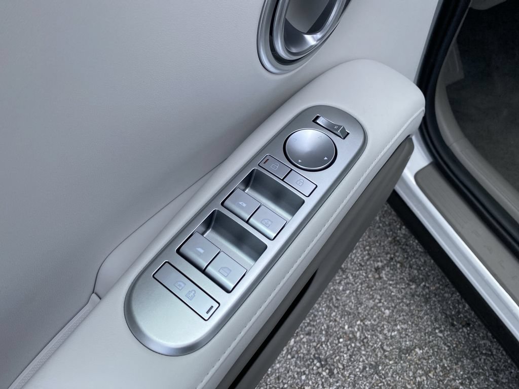 New 2026 Hyundai Palisade FWD Hybrid image 18
