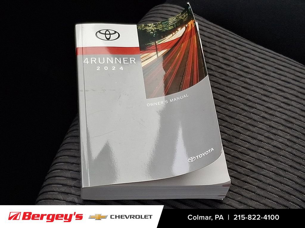 Used 2024 Toyota 4Runner SR5 RWD image 28
