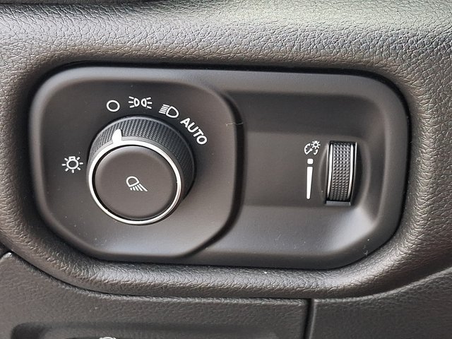 Certified 2025 RAM 1500 Tradesman AWD/4WD image 30