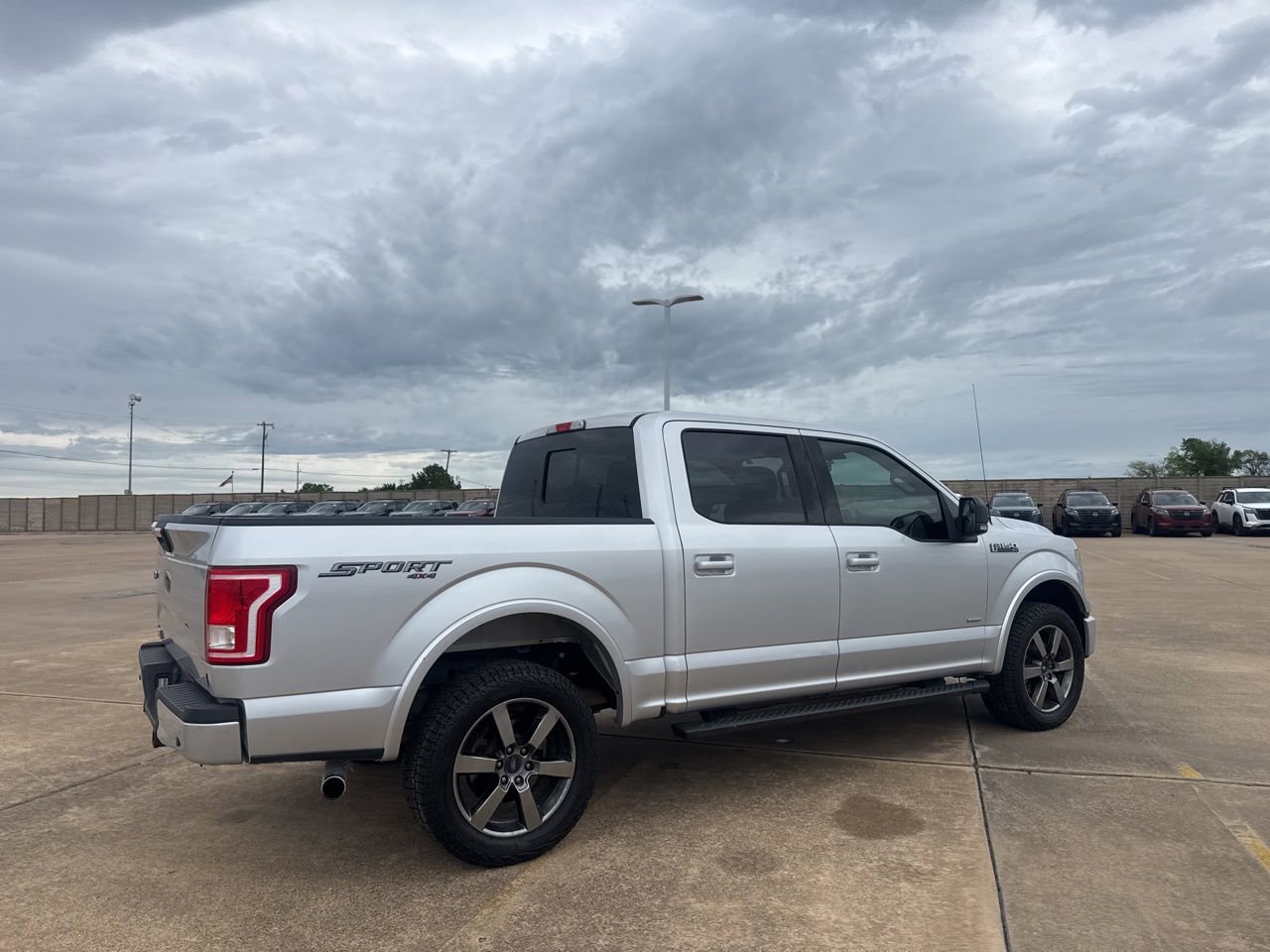 Used 2016 Ford F150 XLT w/ Equipment Group 302A Luxury AWD/4WD image 22