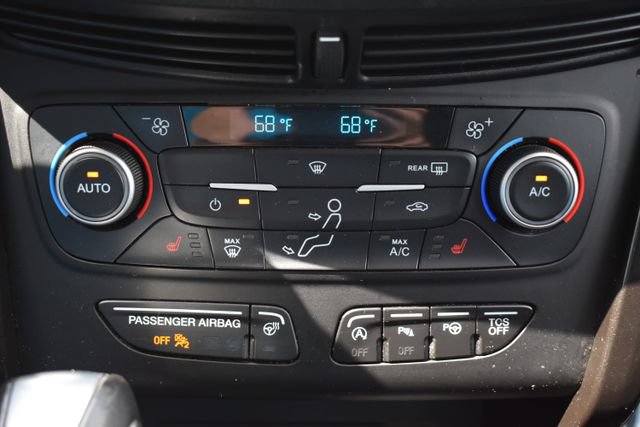 Used 2019 Ford Escape Titanium AWD/4WD image 33