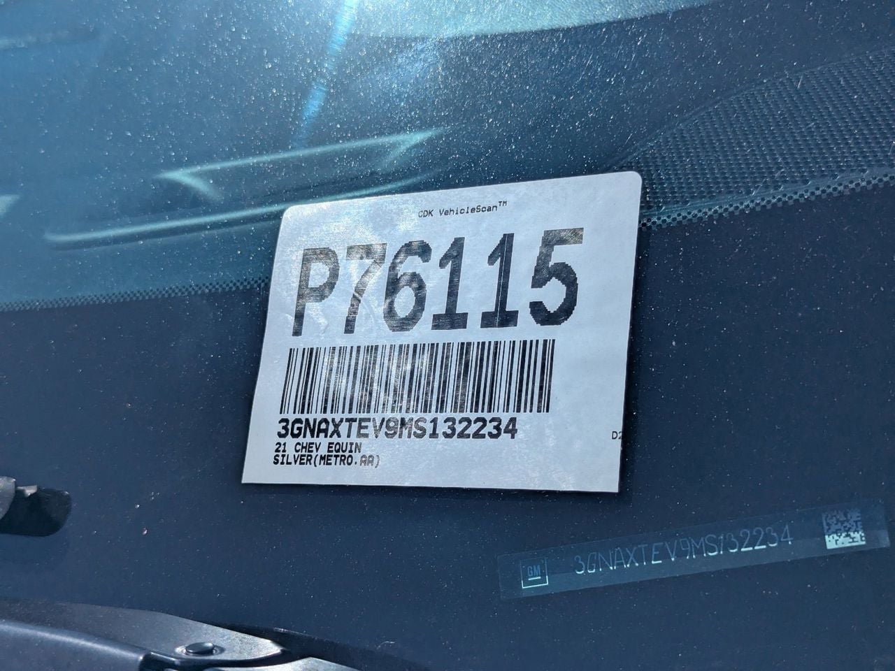 Used 2021 Chevrolet Equinox LT w/ LPO, Cargo Package AWD/4WD image 31