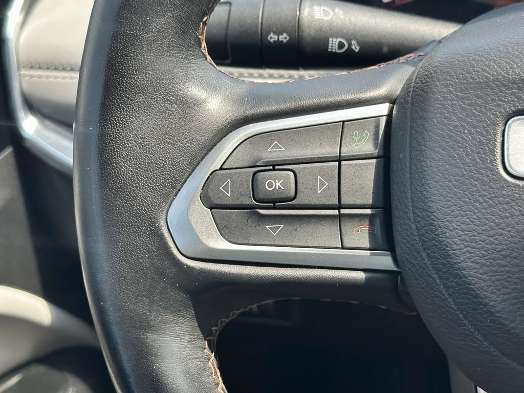 Used 2022 Jeep Compass Limited AWD/4WD image 22