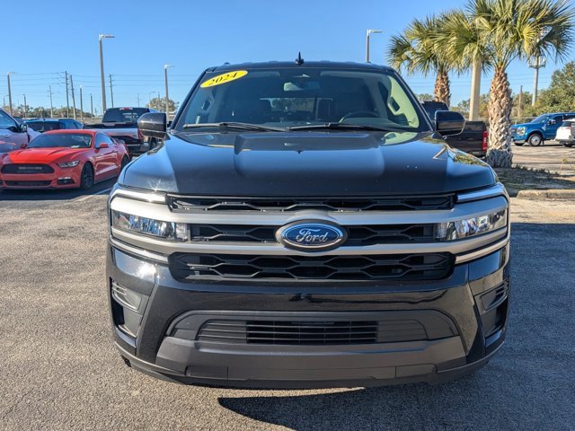Certified 2024 Ford Expedition XLT image 9