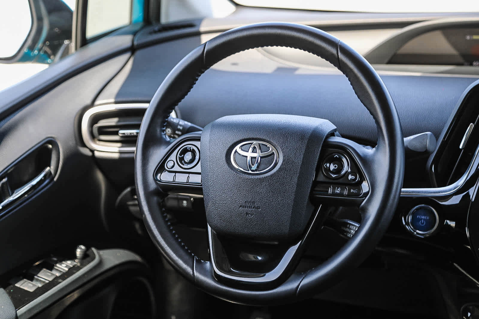 Used 2020 Toyota Prius Prime XLE w/ Carpet Mat Package FWD image 15