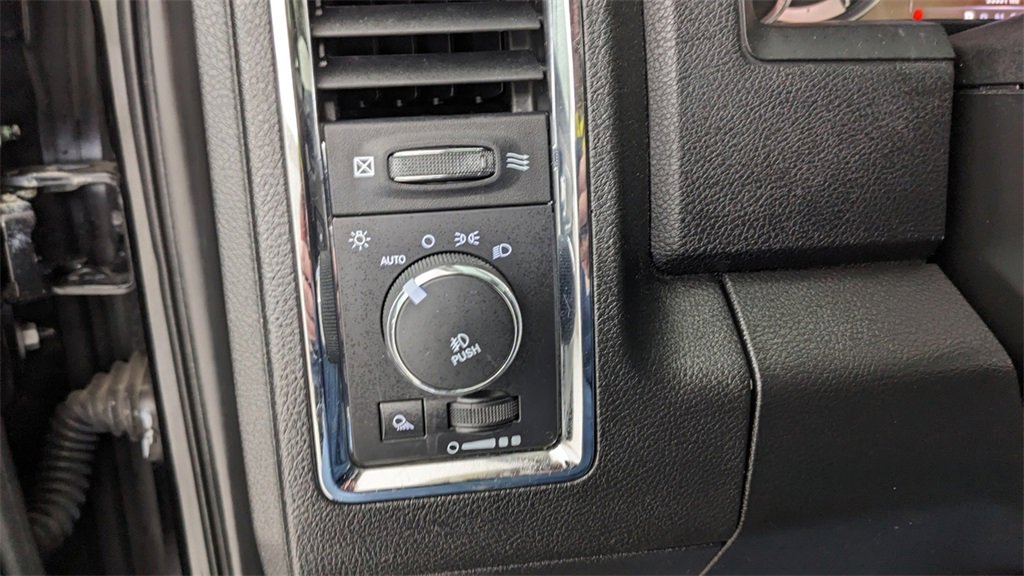 Used 2017 RAM 1500 Laramie w/ Convenience Group image 22