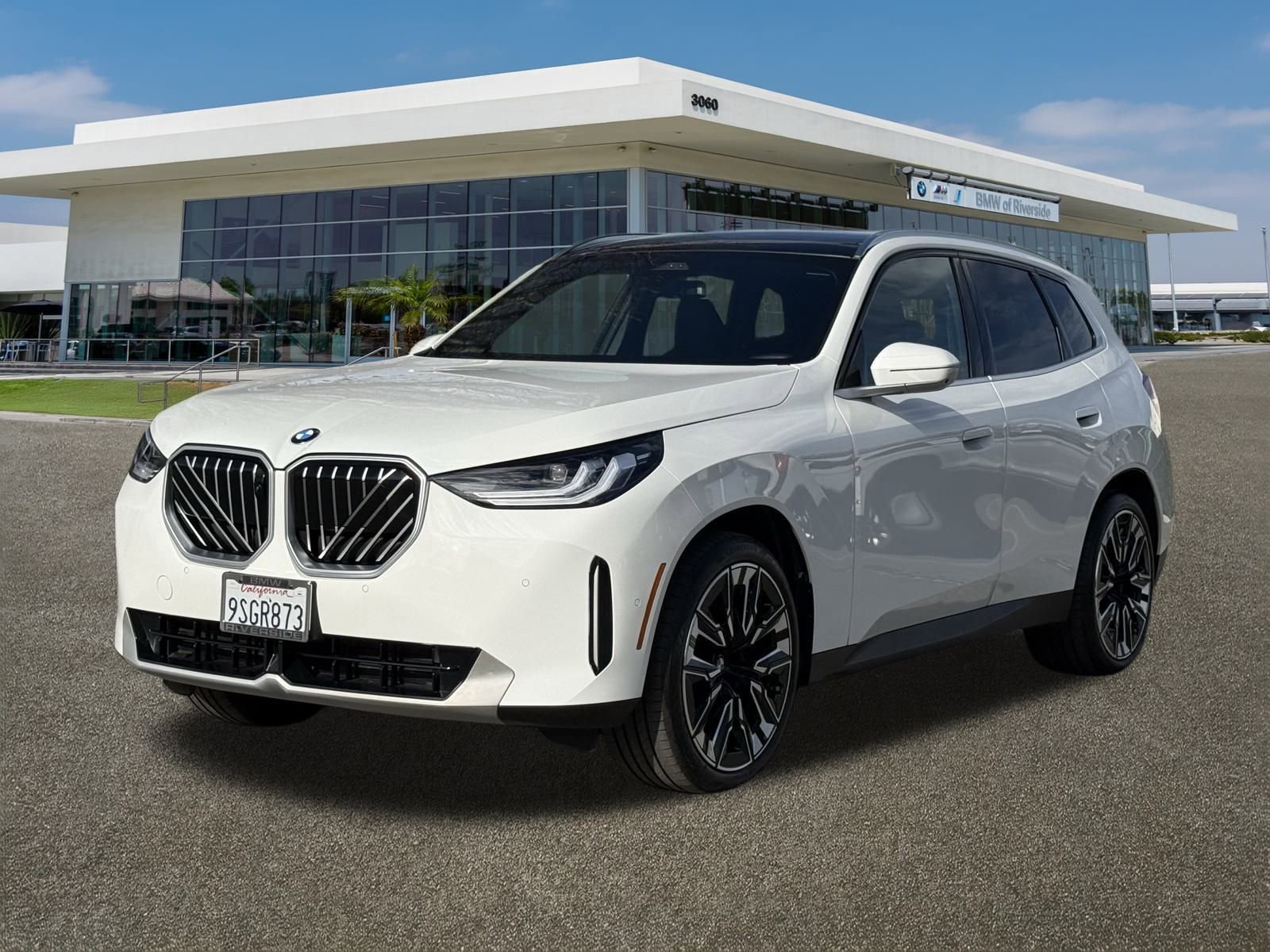 Used 2025 BMW X3 xDrive30i w/ Premium Package image 5