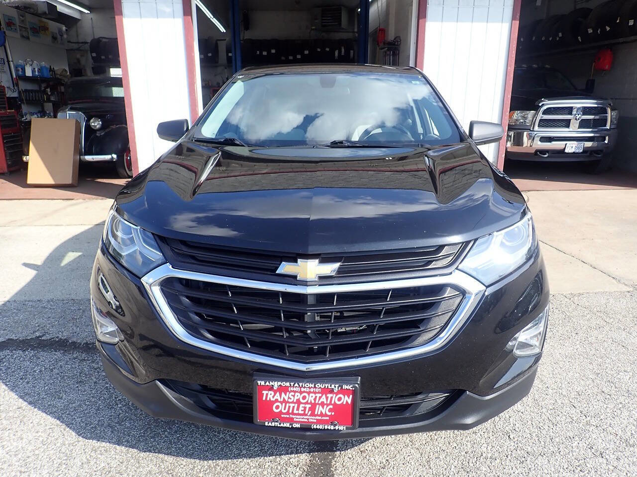 Used 2018 Chevrolet Equinox LS image 3