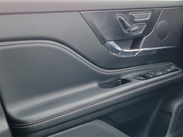 Certified 2024 Lincoln Corsair AWD w/ Equipment Group 101A image 37