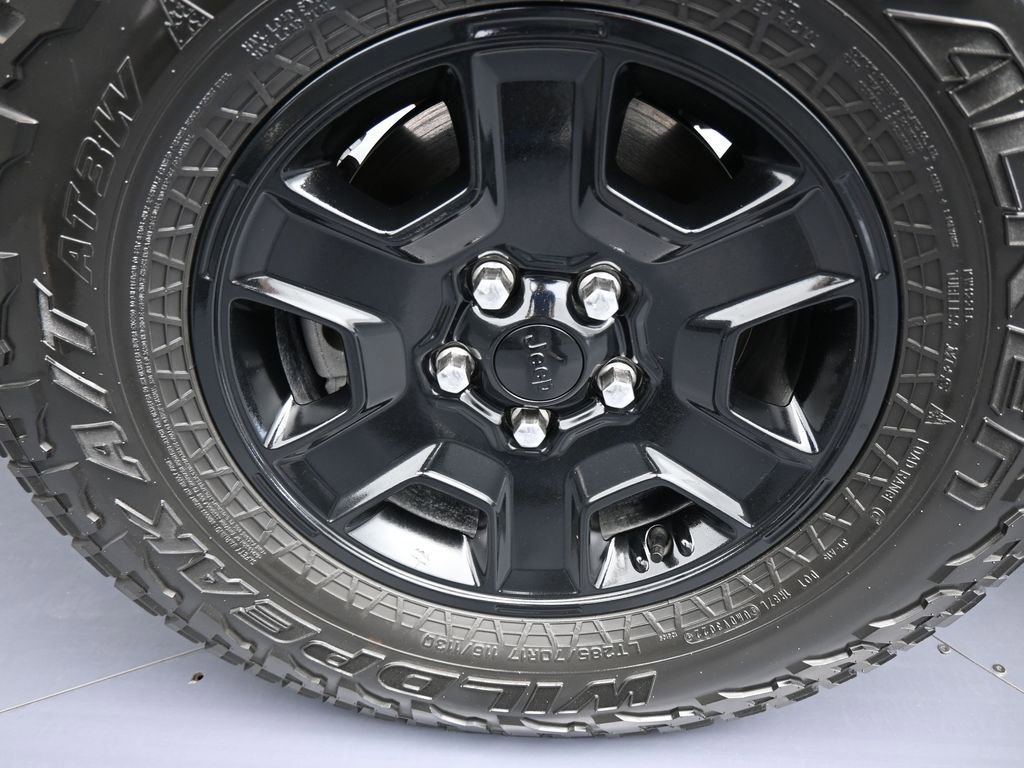 Used 2023 Jeep Gladiator Mojave image 42
