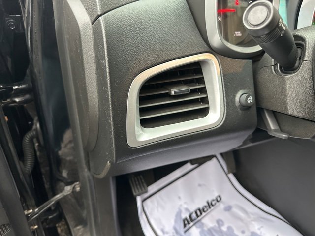 Used 2013 Chevrolet Equinox LS image 16