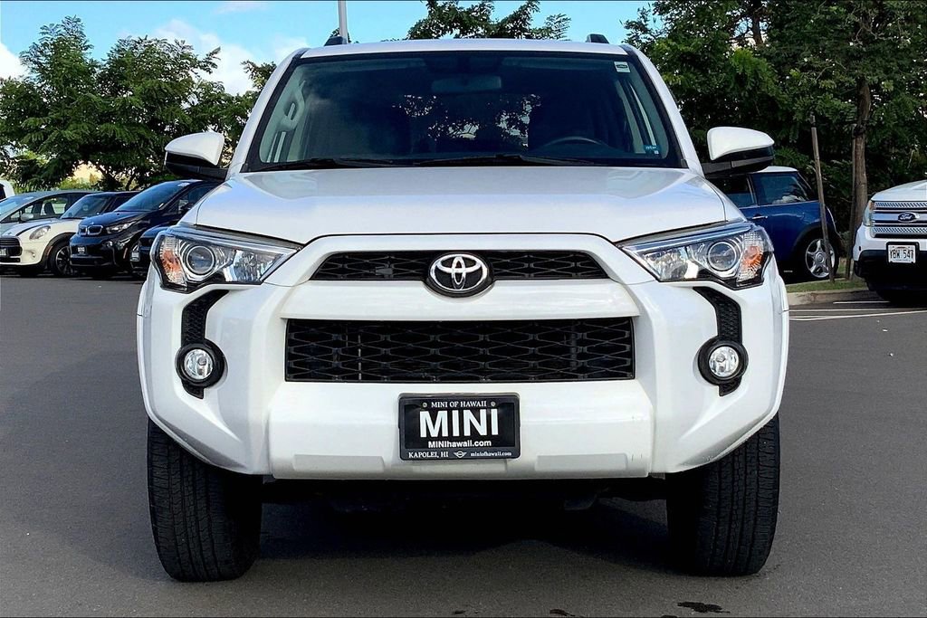 Used 2019 Toyota 4Runner SR5 image 3