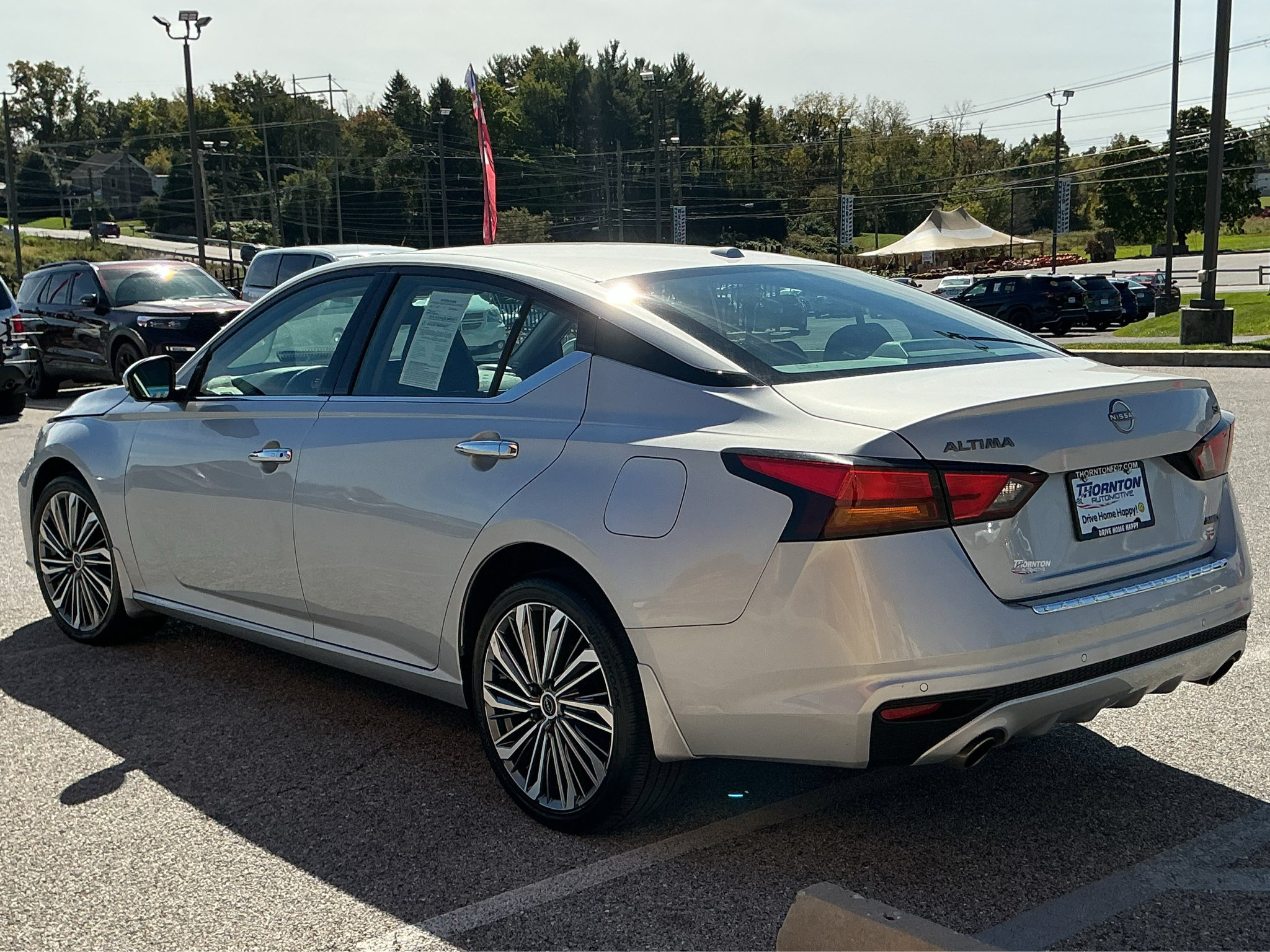 Used 2023 Nissan Altima 2.5 SL AWD/4WD image 6
