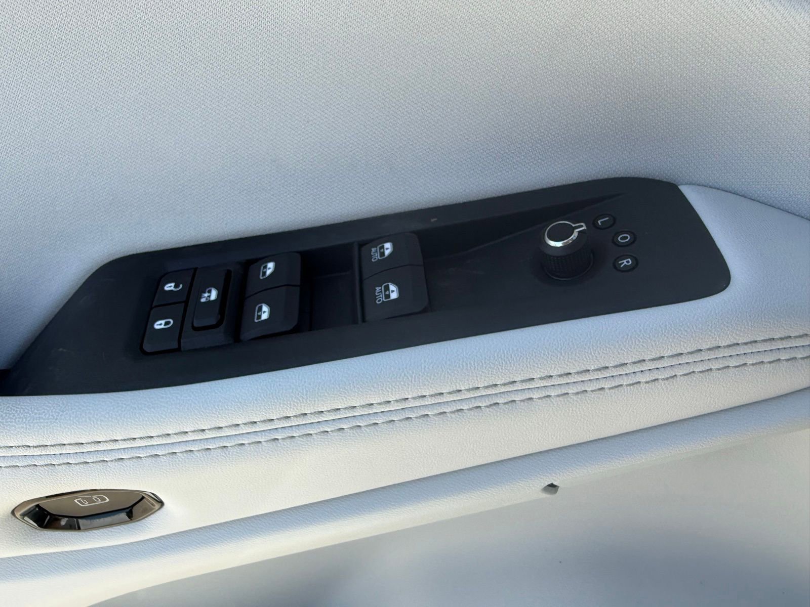 New 2026 Jeep Cherokee Laredo AWD/4WD image 22