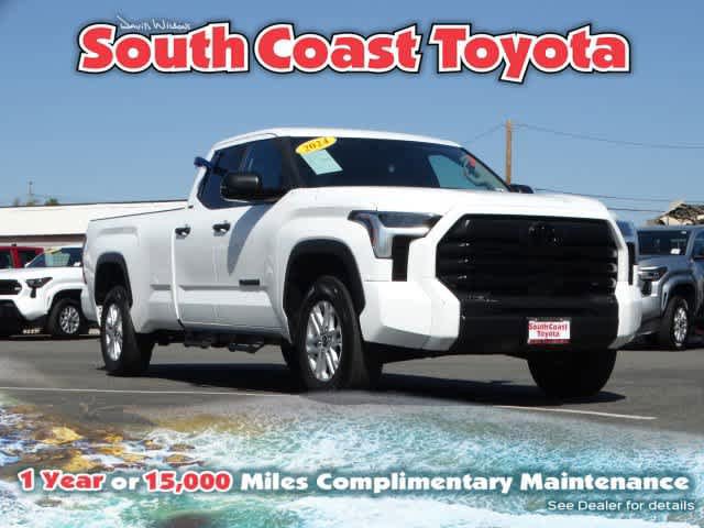 Used 2024 Toyota Tundra SR5 w/ SR5 Convenience Package AWD/4WD image 1