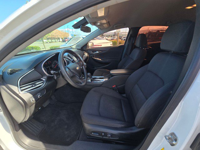 Used 2018 Chevrolet Malibu LT FWD image 24