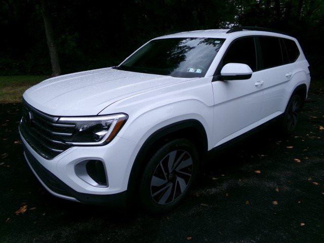 Used 2024 Volkswagen Atlas SE AWD/4WD image 5