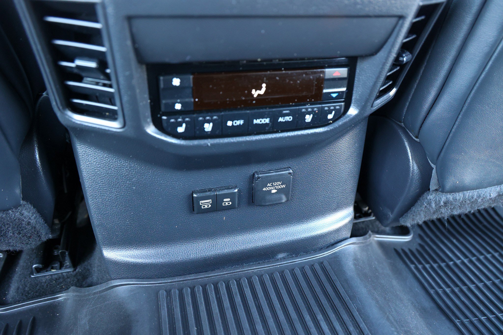 Used 2023 Toyota Sequoia Capstone image 36