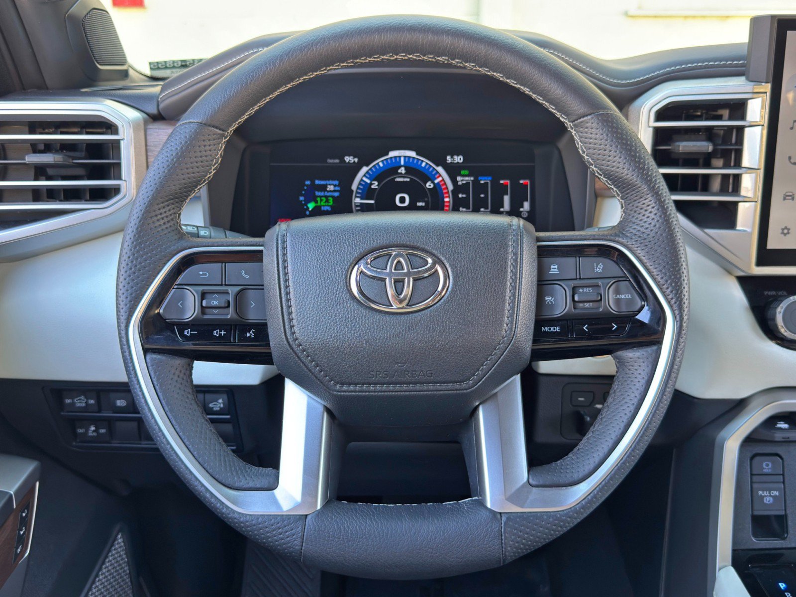 Used 2023 Toyota Tundra Capstone AWD/4WD image 22