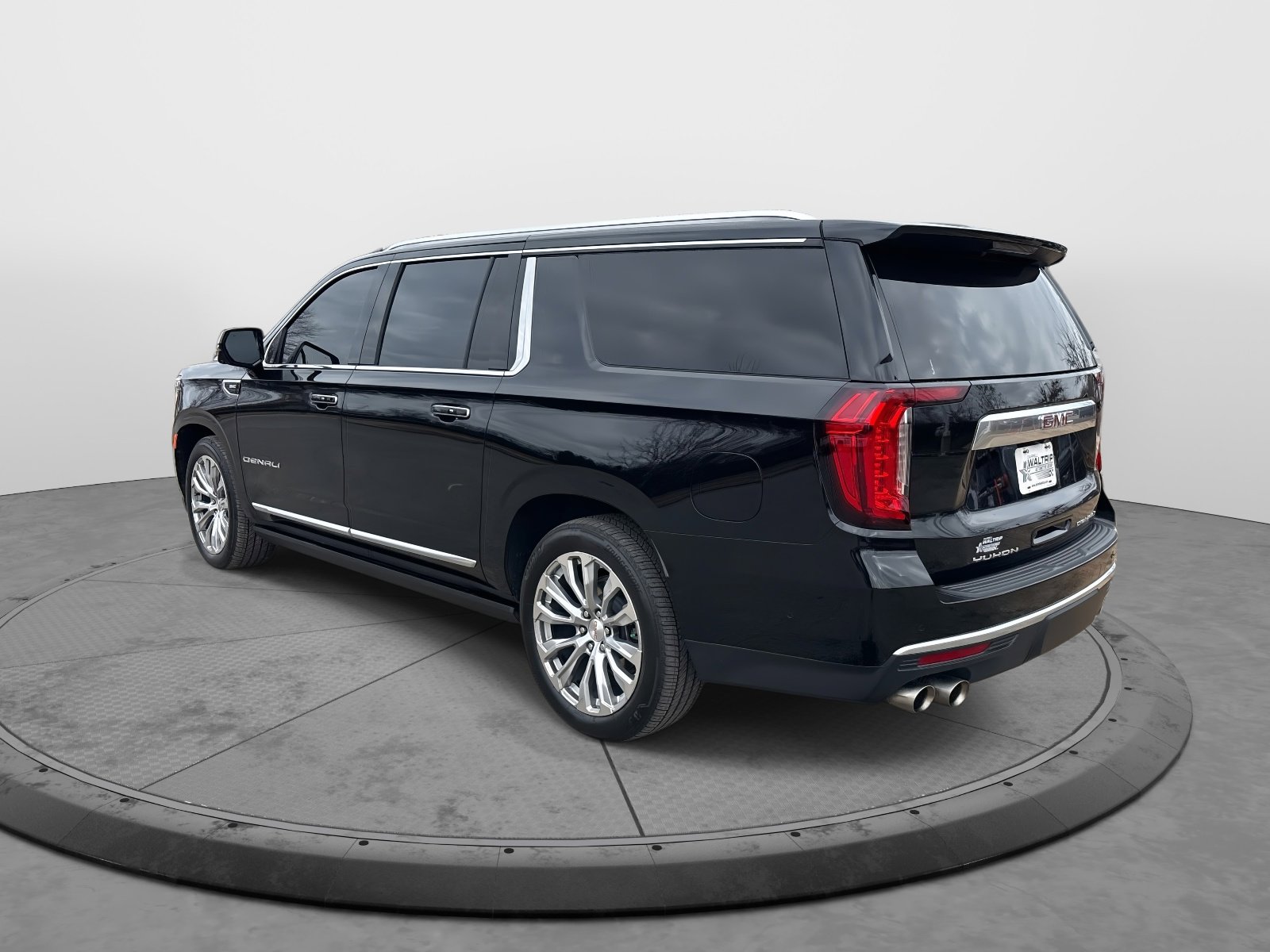 Certified 2024 GMC Yukon XL Denali w/ Advanced Technology Package image 6