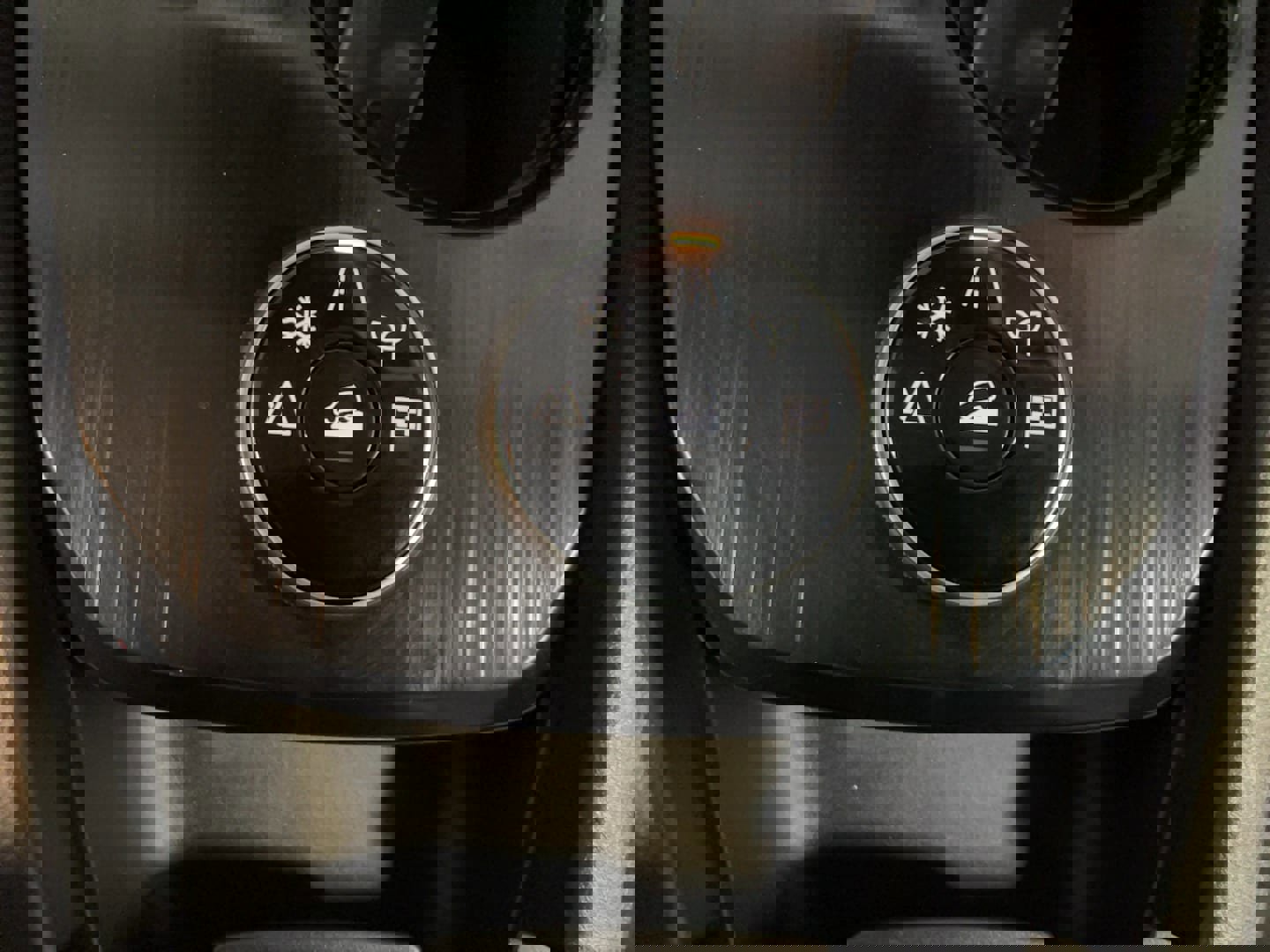 Used 2025 Nissan Rogue SV w/ Rock Creek Premium Package image 13